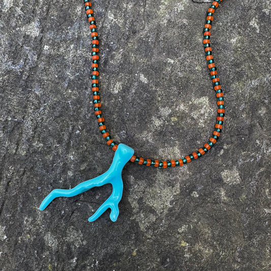 Kailua coral necklace