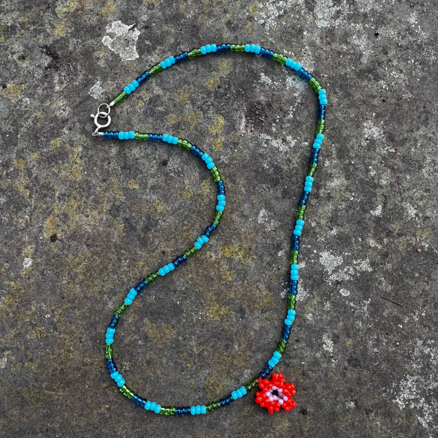 Primavera flower necklace