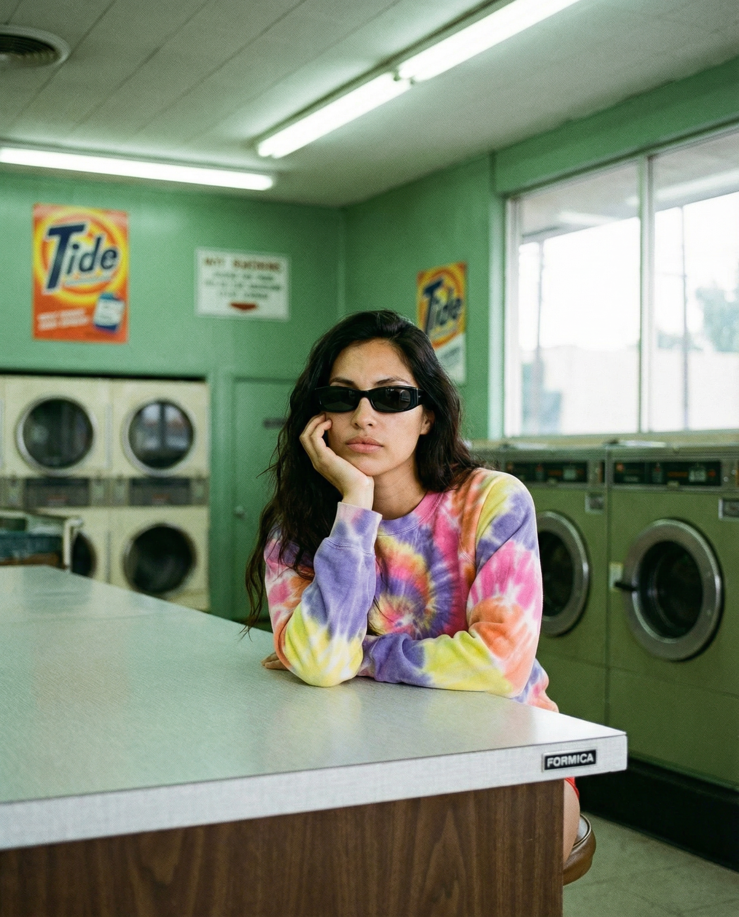 ALL SWEATS AND HOODIES