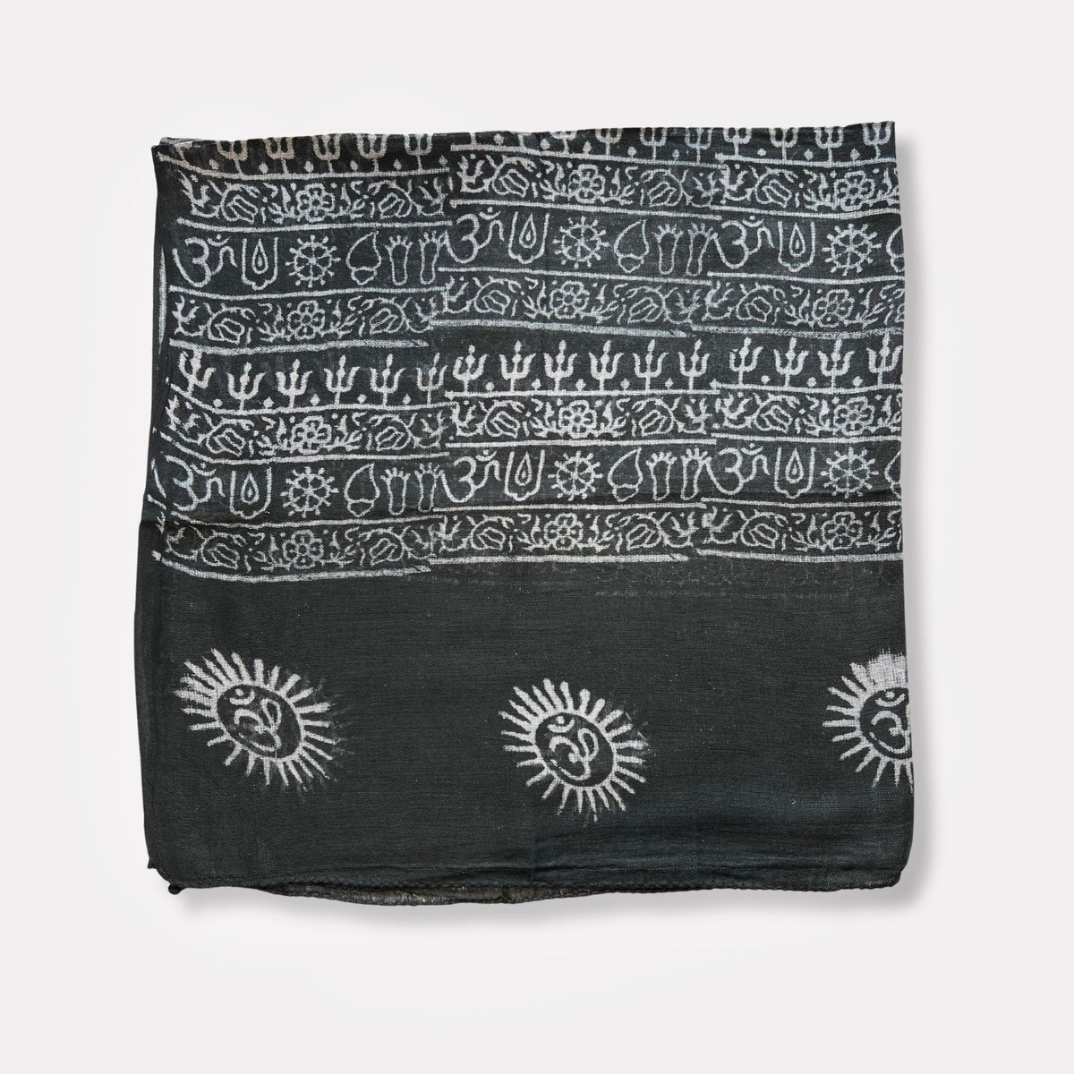 Om Sarong - Black