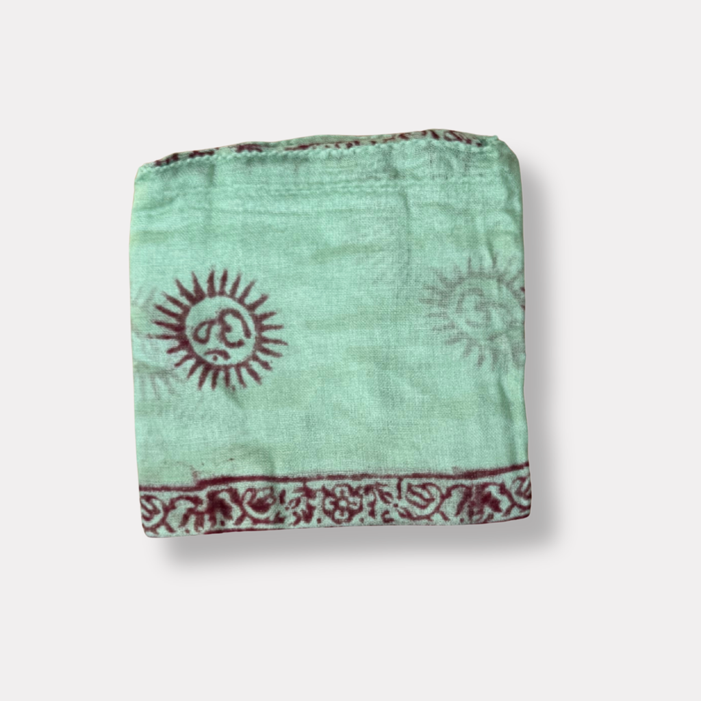 Om Cotton Sarong - Light green