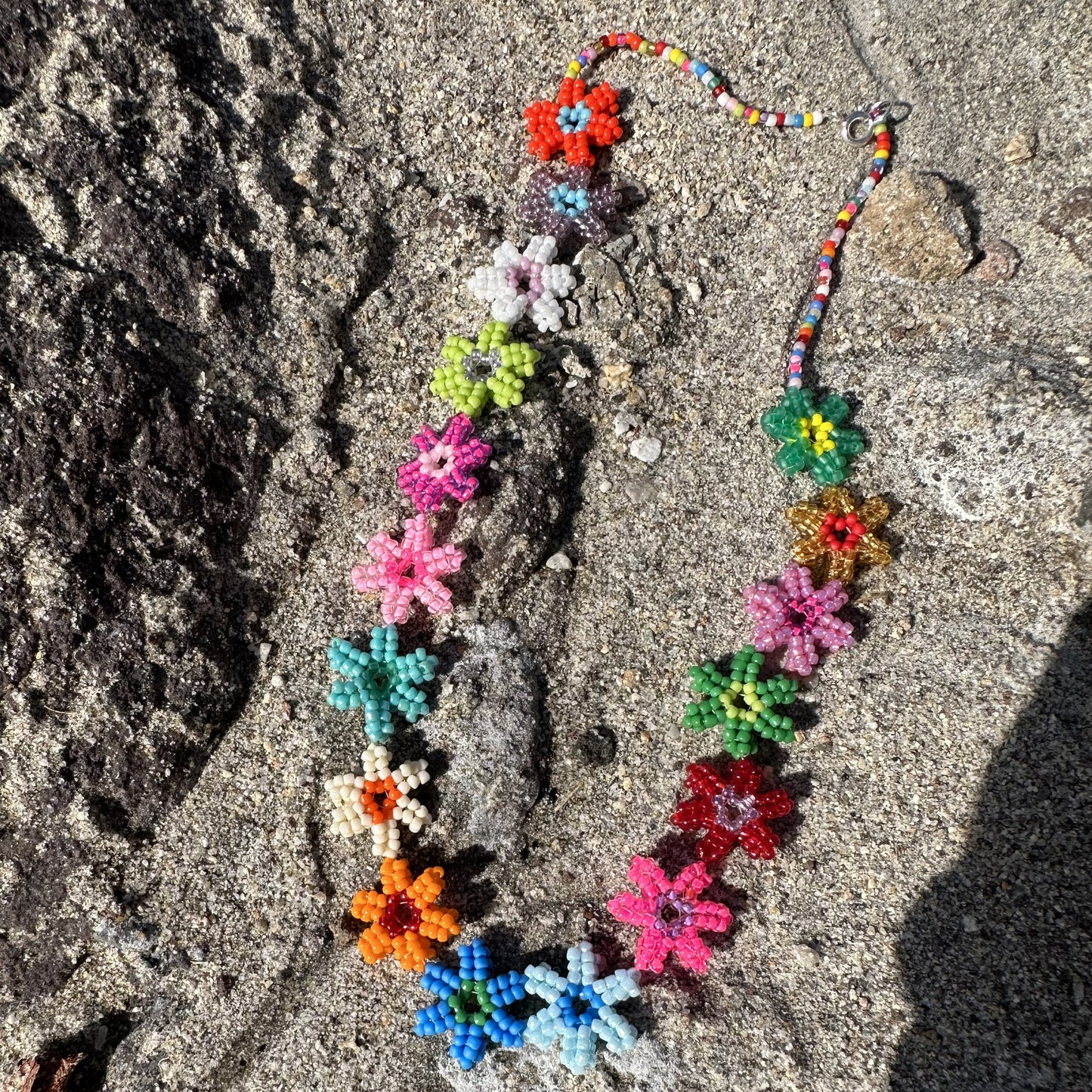 Matilda flowers beaded necklace