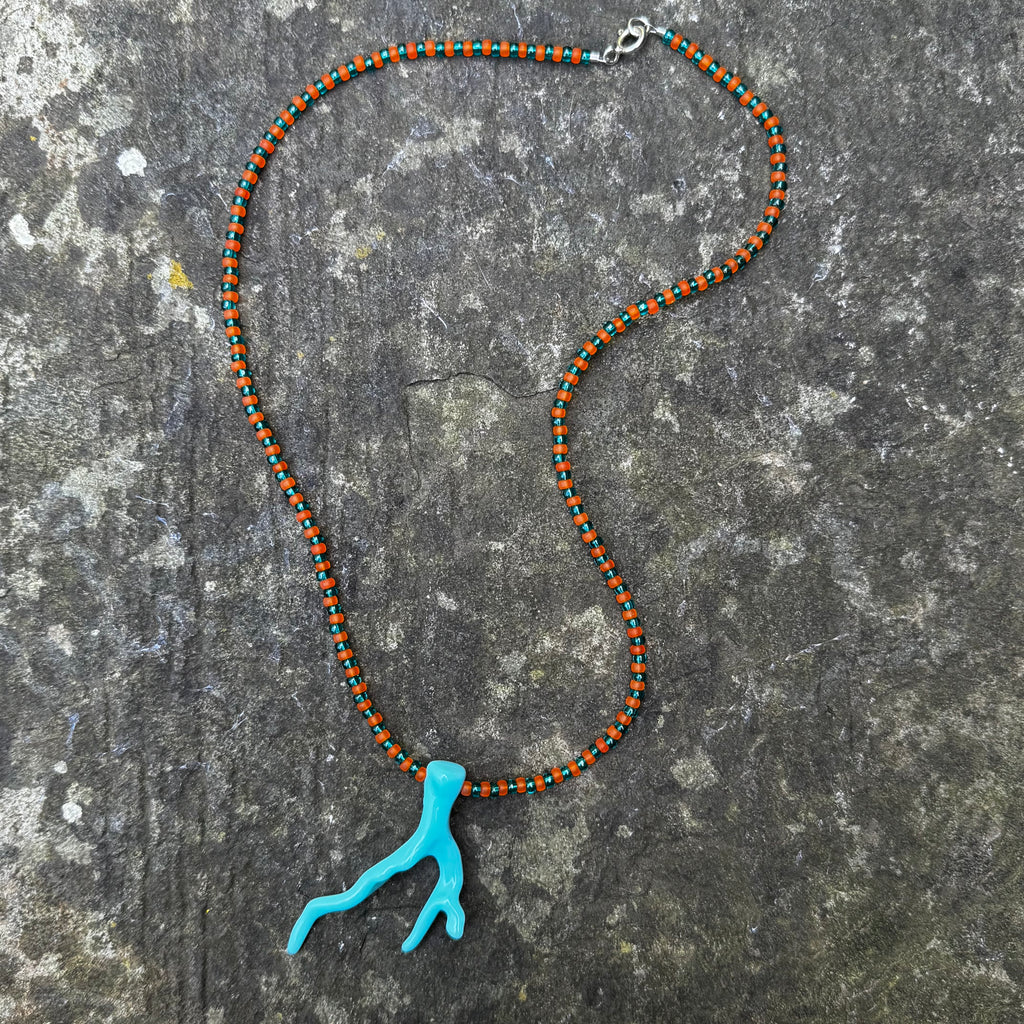 Kailua coral necklace