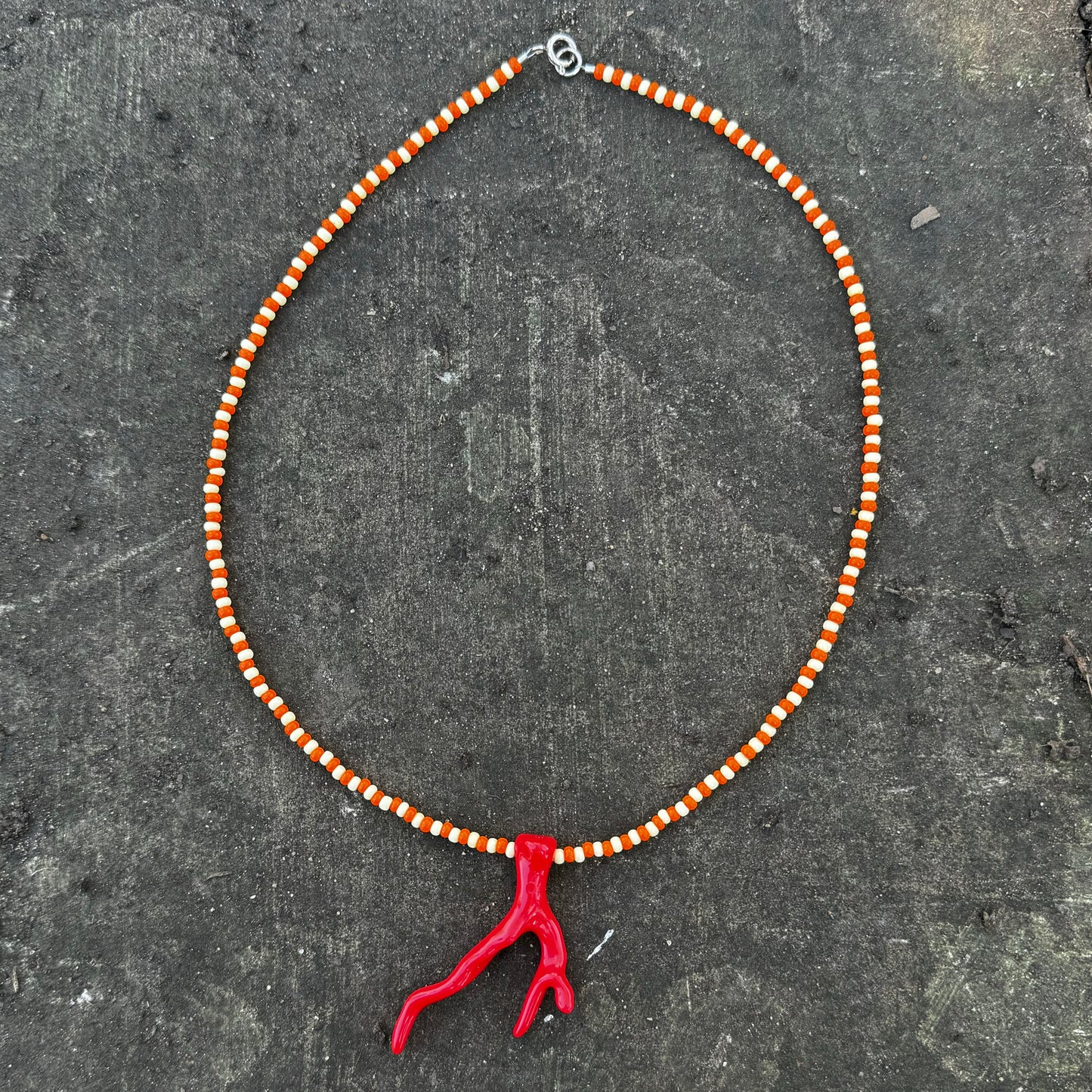 Kailua coral necklace