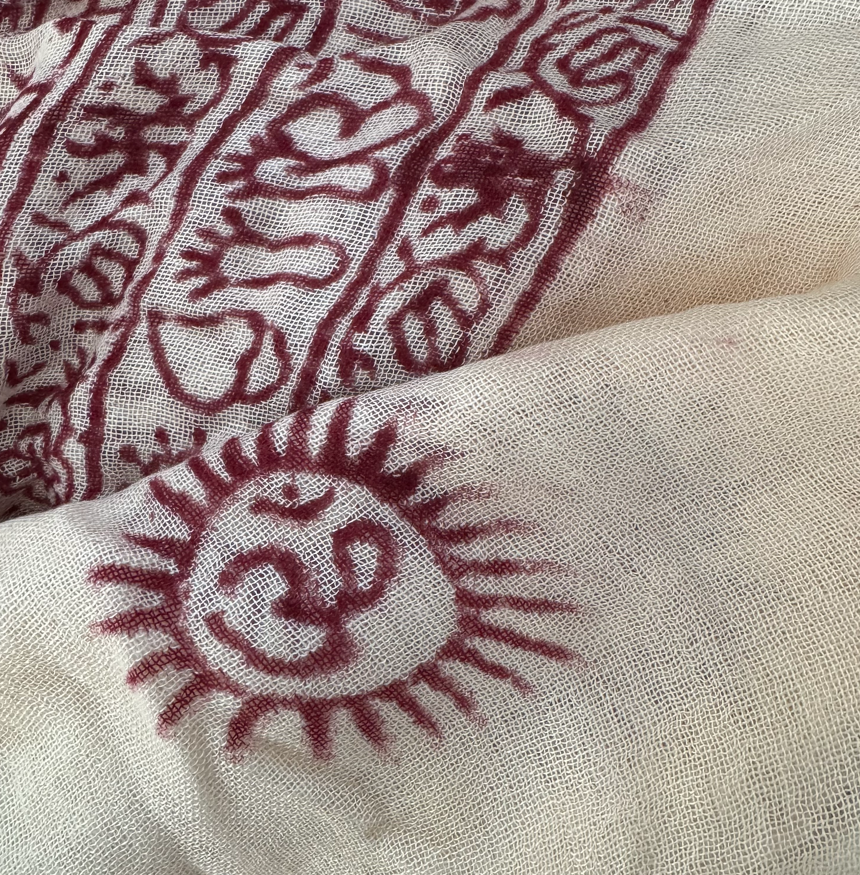 Om Sarong - Cream White