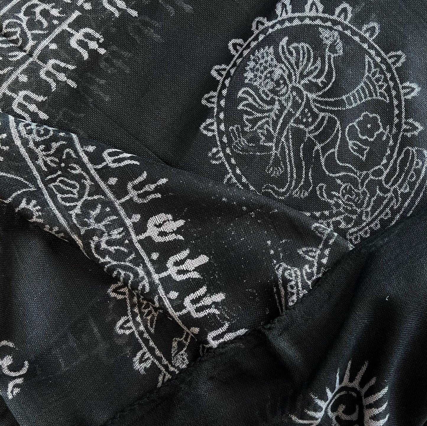 Om Cotton Sarong - Black